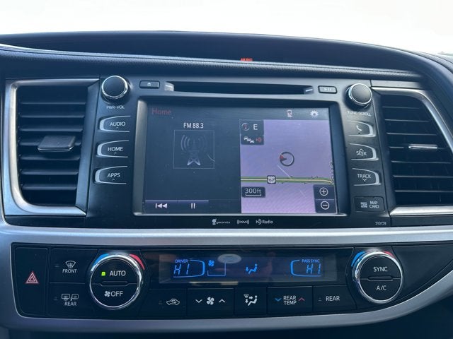 2016 Toyota HIGHLANDER XLE