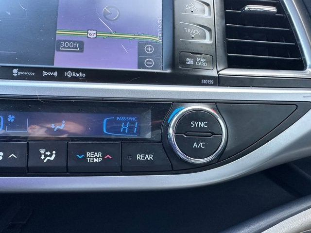 2016 Toyota HIGHLANDER XLE