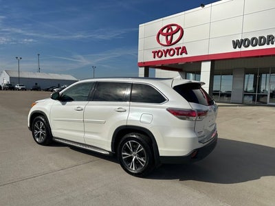 2016 Toyota HIGHLANDER XLE