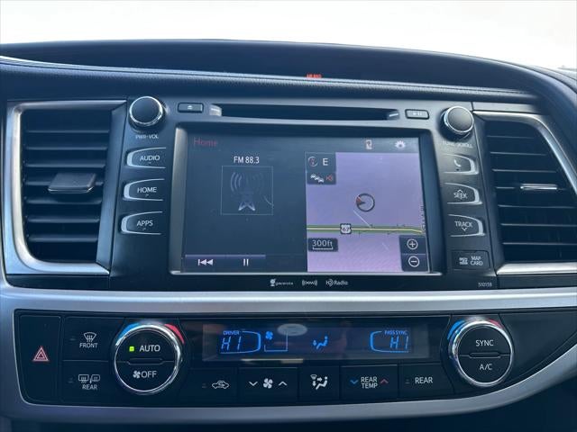 2016 Toyota HIGHLANDER XLE