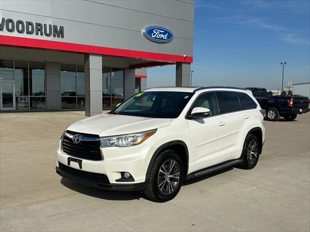 2016 Toyota HIGHLANDER XLE