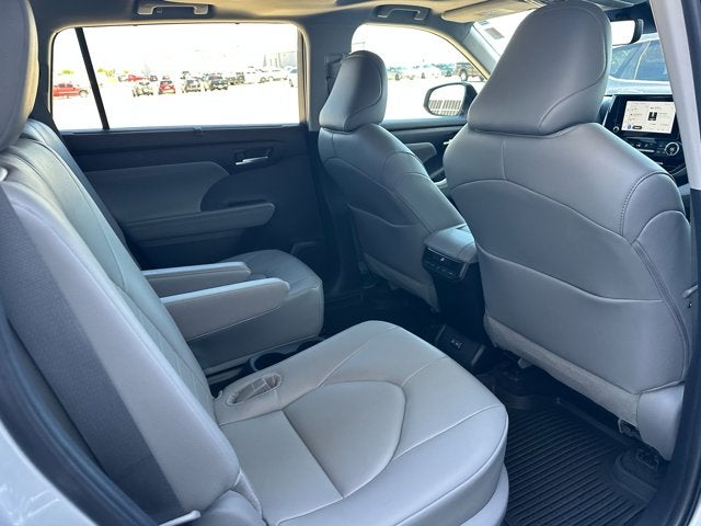 2024 Toyota HIGHLANDER HEV Hybrid XLE