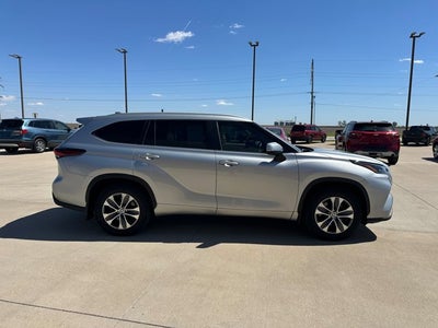 2024 Toyota HIGHLANDER HEV Hybrid XLE