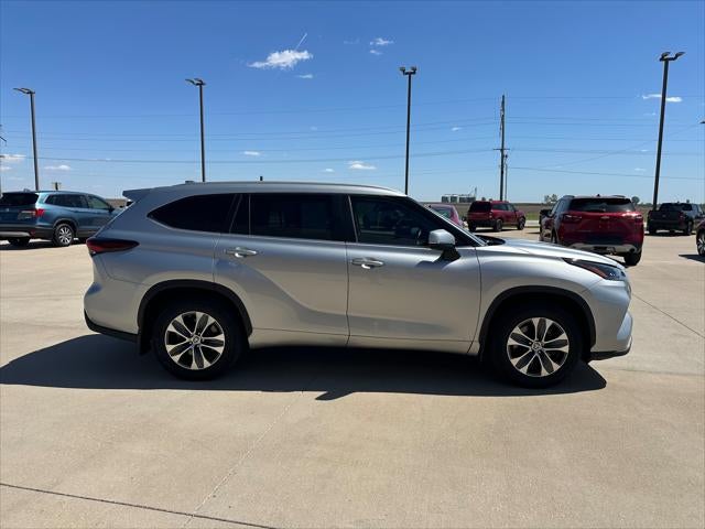 2024 Toyota HIGHLANDER HEV Hybrid XLE
