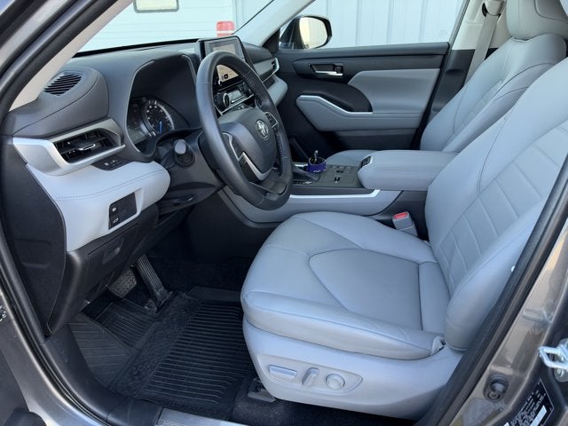2023 Toyota Highlander Hybrid Hybrid XLE