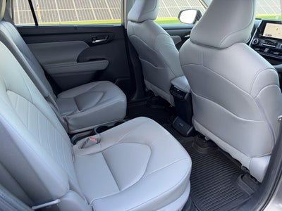 2023 Toyota Highlander Hybrid Hybrid XLE