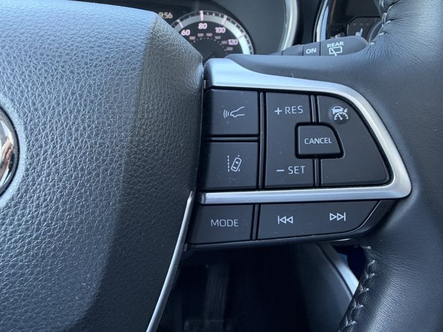 2023 Toyota Highlander Hybrid Hybrid XLE