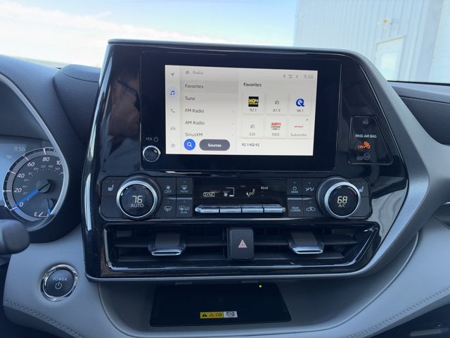 2023 Toyota Highlander Hybrid Hybrid XLE