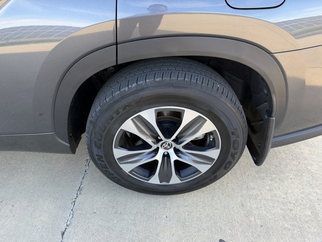 2023 Toyota Highlander Hybrid Hybrid XLE