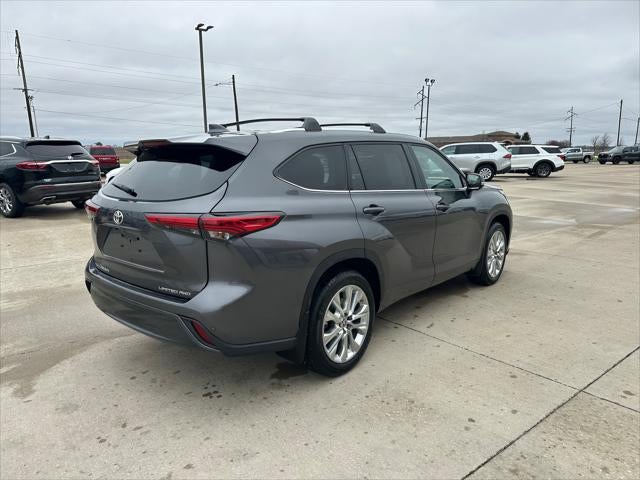 2023 Toyota HIGHLANDER Limited