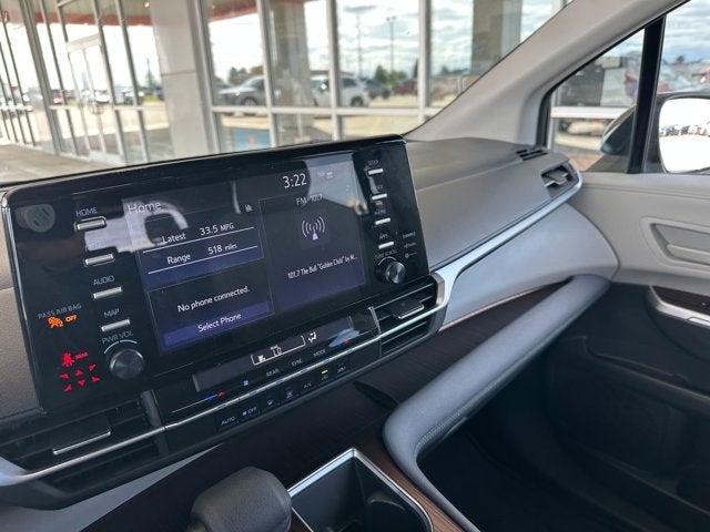 2024 Toyota SIENNA LE AWD LE