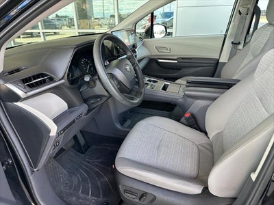 2024 Toyota SIENNA LE AWD LE