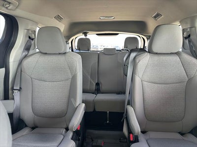 2024 Toyota SIENNA LE AWD LE