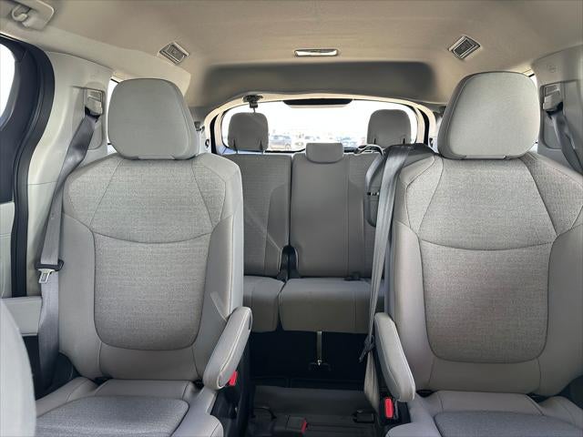 2024 Toyota SIENNA LE AWD LE