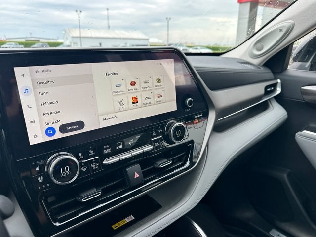 2023 Toyota Highlander Hybrid Hybrid Limited