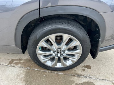 2023 Toyota Highlander Hybrid Hybrid Limited