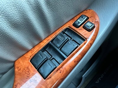 2010 Toyota SIENNA XLE