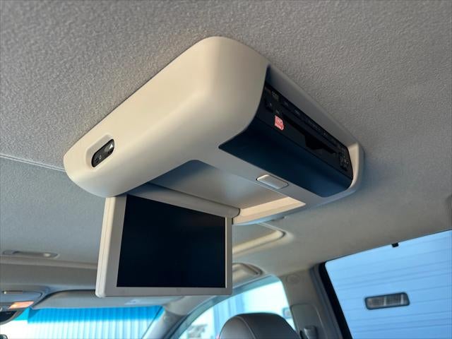 2010 Toyota SIENNA XLE