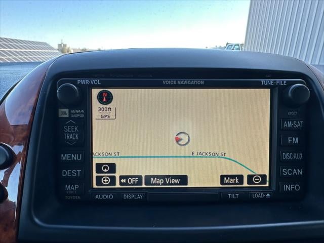 2010 Toyota SIENNA XLE