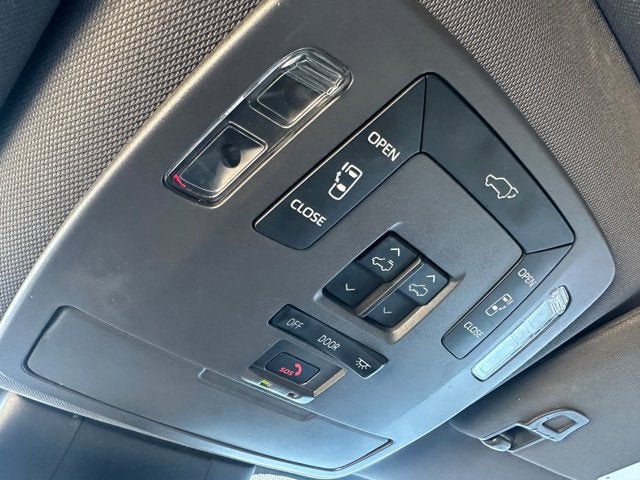 2022 Toyota SIENNA XLE XLE