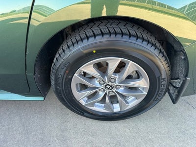 2022 Toyota SIENNA XLE XLE