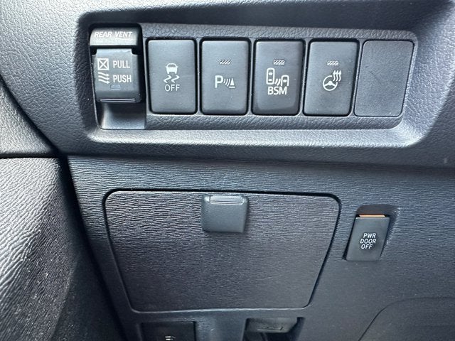 2017 Toyota Sienna Limited