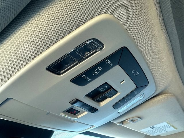 2024 Toyota SIENNA LTD AWD Limited