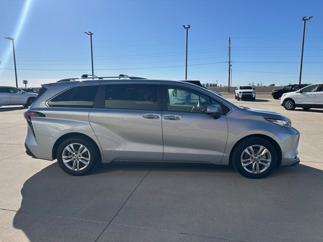 2024 Toyota SIENNA LTD AWD Limited