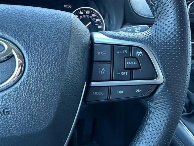 2024 Toyota SIENNA LTD AWD Limited