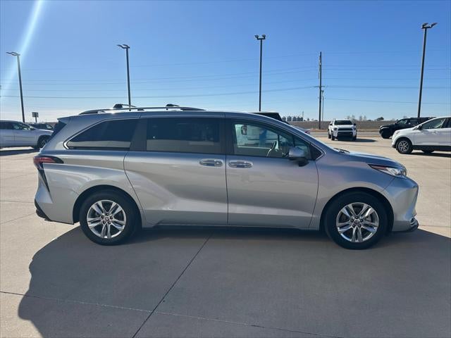 2024 Toyota SIENNA LTD AWD Limited