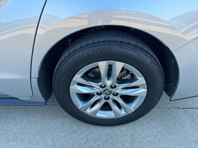 2024 Toyota SIENNA LTD AWD Limited