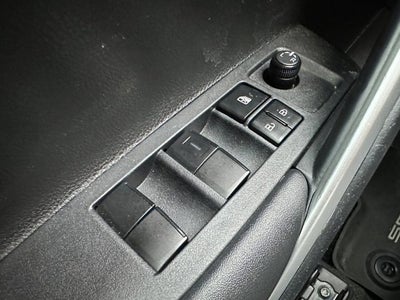 2023 Toyota COROLLA CROSS HV Hybrid SE