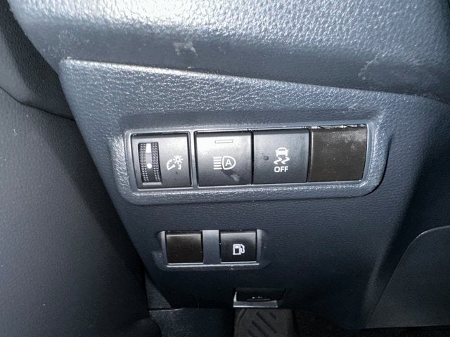 2023 Toyota COROLLA CROSS HV Hybrid SE