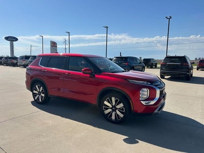 2025 Mitsubishi Outlander SE