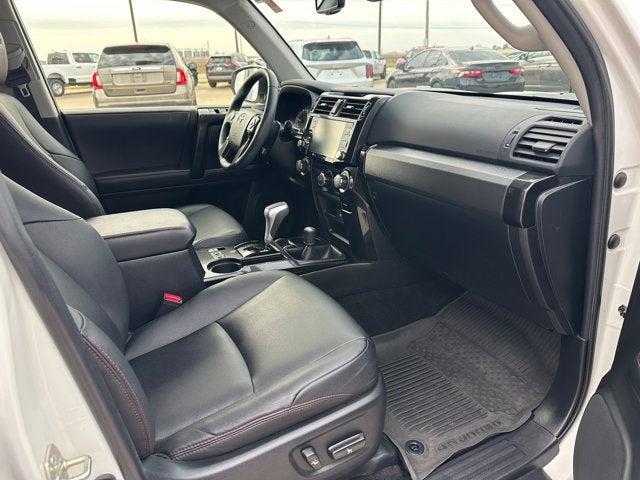 2022 Toyota 4RUNNER TRD Off Road Premium