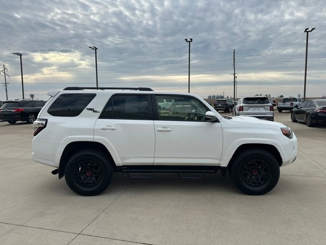 2022 Toyota 4RUNNER TRD Off Road Premium