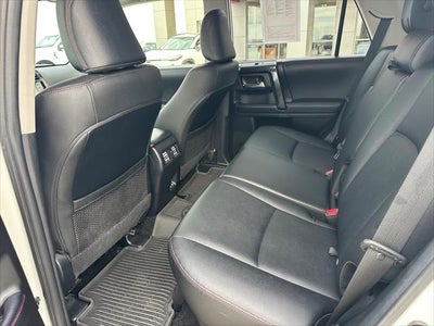 2022 Toyota 4RUNNER TRD Off Road Premium