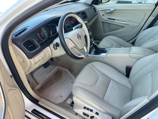 2016 Volvo S60 T5 Drive-E Premier