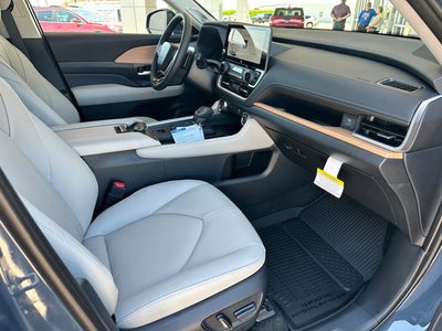 2026 Toyota Grand Highlander Platinum