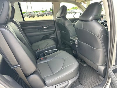 2026 Toyota Grand Highlander Hybrid XLE
