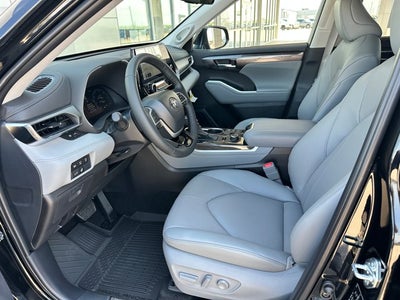 2026 Toyota Highlander Limited