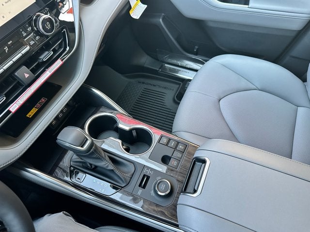 2026 Toyota Highlander Limited