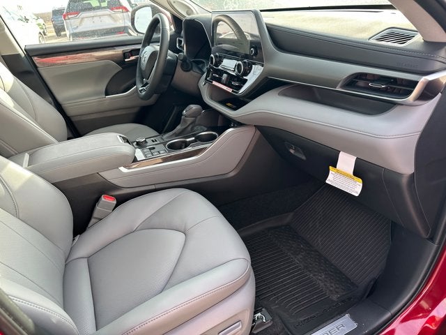 2025 Toyota Highlander Limited