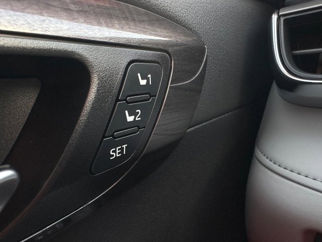 2025 Toyota Highlander Limited