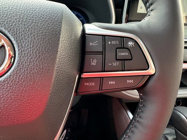 2025 Toyota Highlander Limited