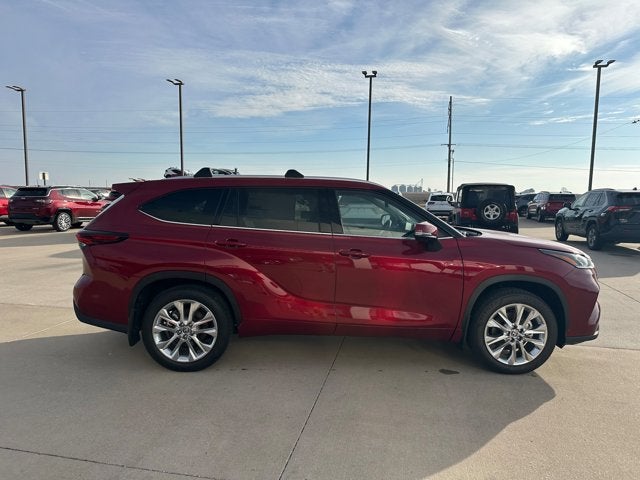 2025 Toyota Highlander Limited