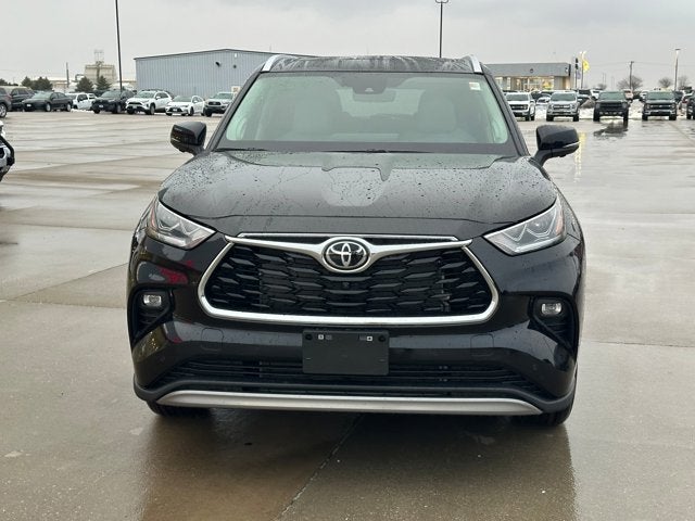 2026 Toyota Highlander Platinum