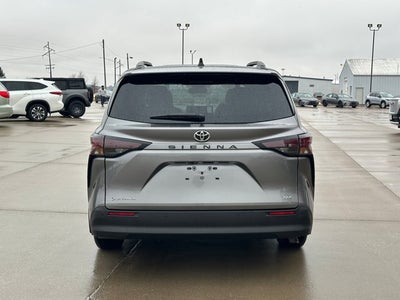 2026 Toyota Sienna XLE