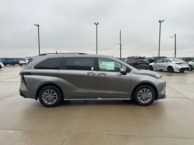 2026 Toyota Sienna XLE