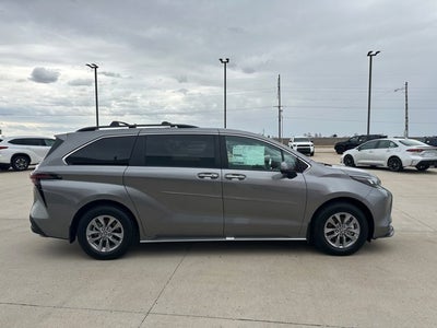 2026 Toyota Sienna XLE